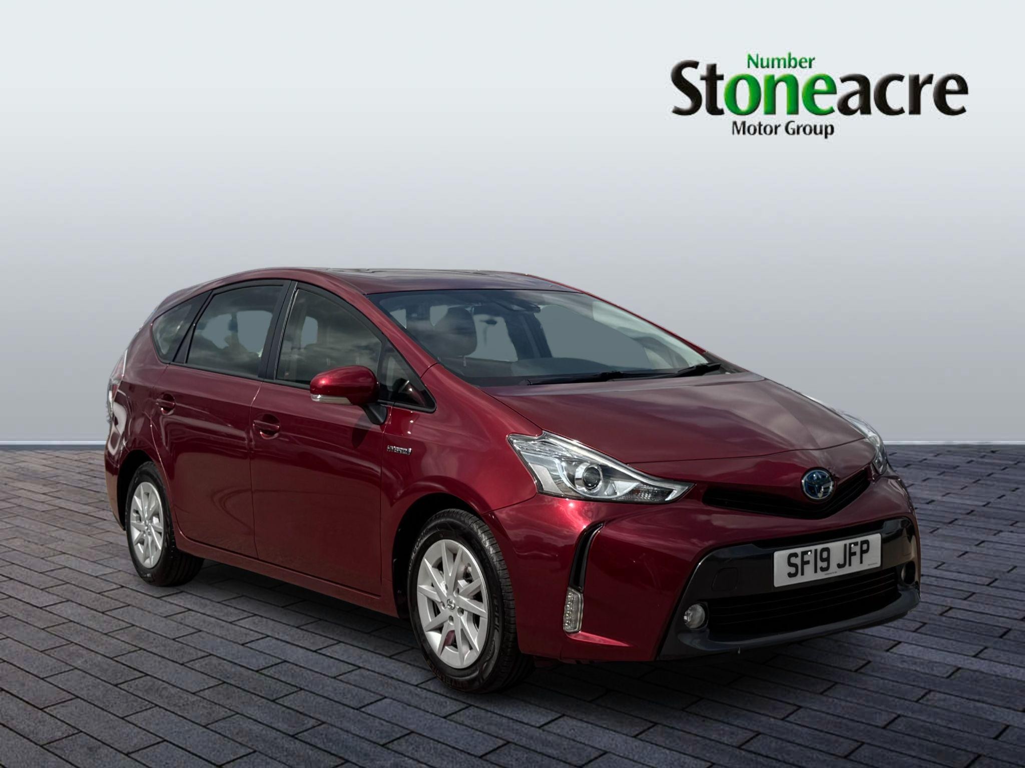 Main listing image - Toyota Prius+