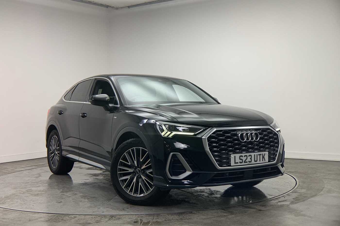 Main listing image - Audi Q3
