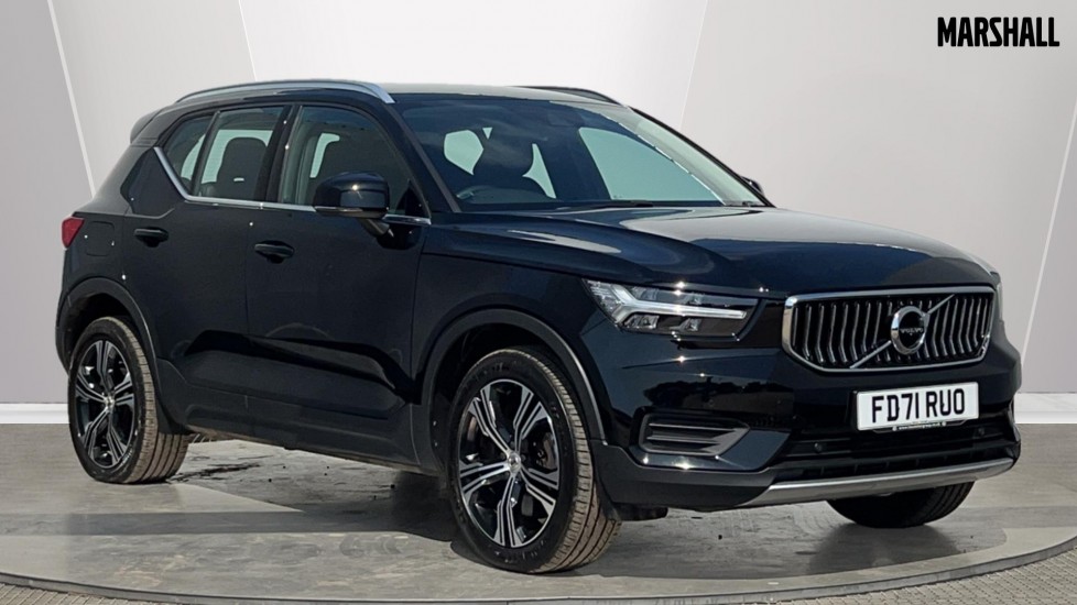 Main listing image - Volvo XC40 Recharge