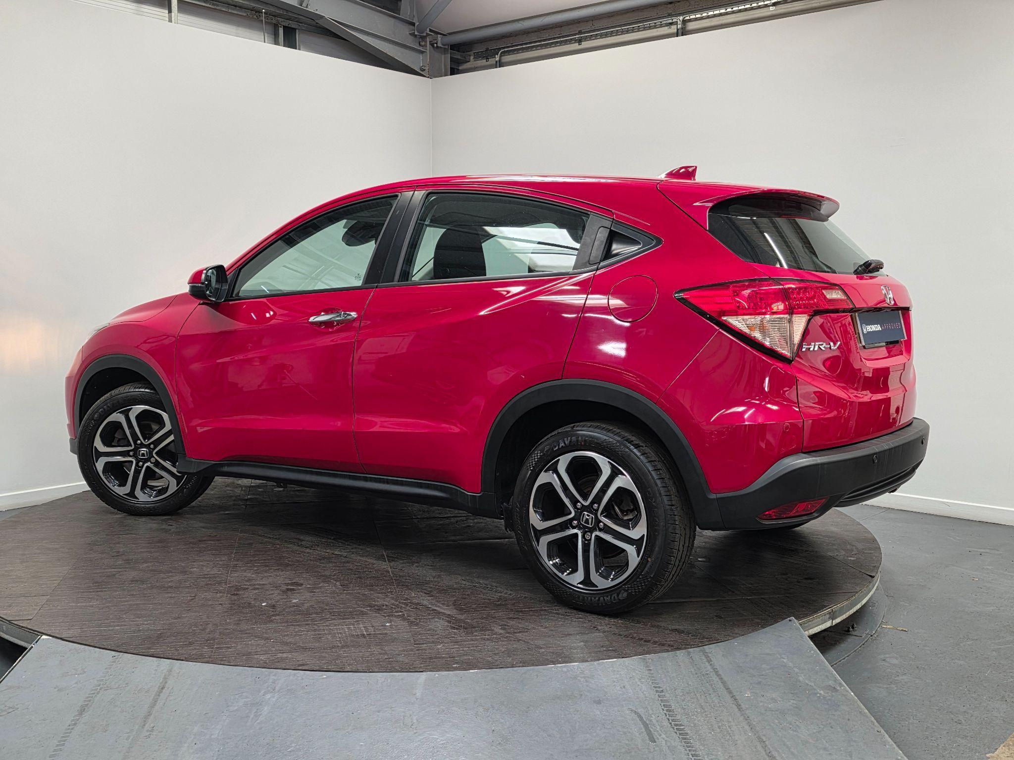 Main listing image - Honda HR-V