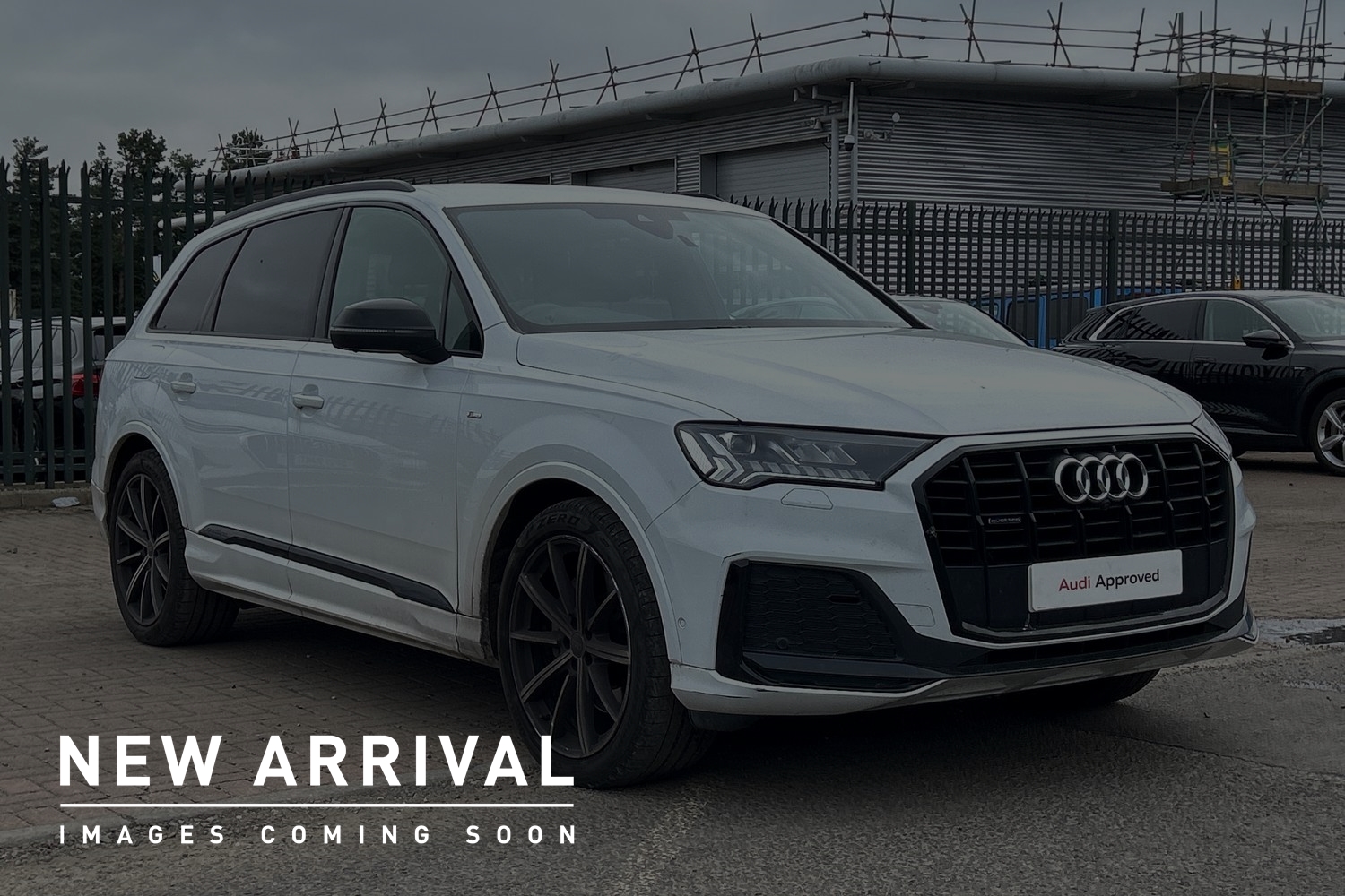 Main listing image - Audi Q7