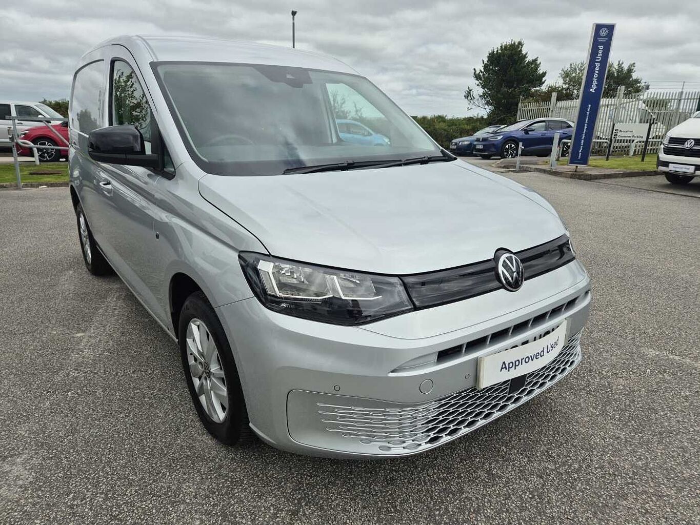 Main listing image - Volkswagen Caddy