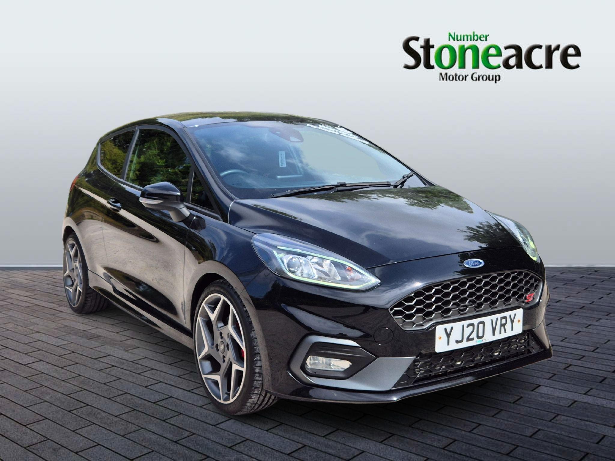 Main listing image - Ford Fiesta ST