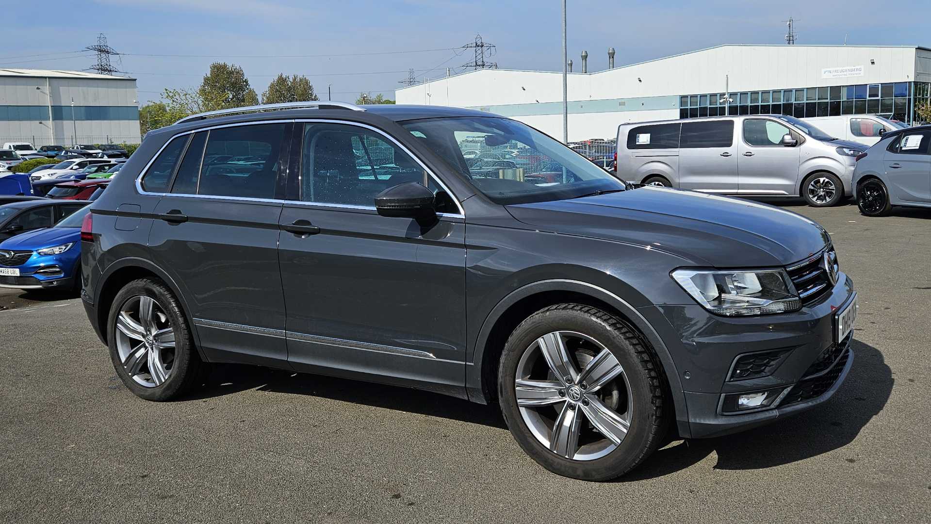 Main listing image - Volkswagen Tiguan
