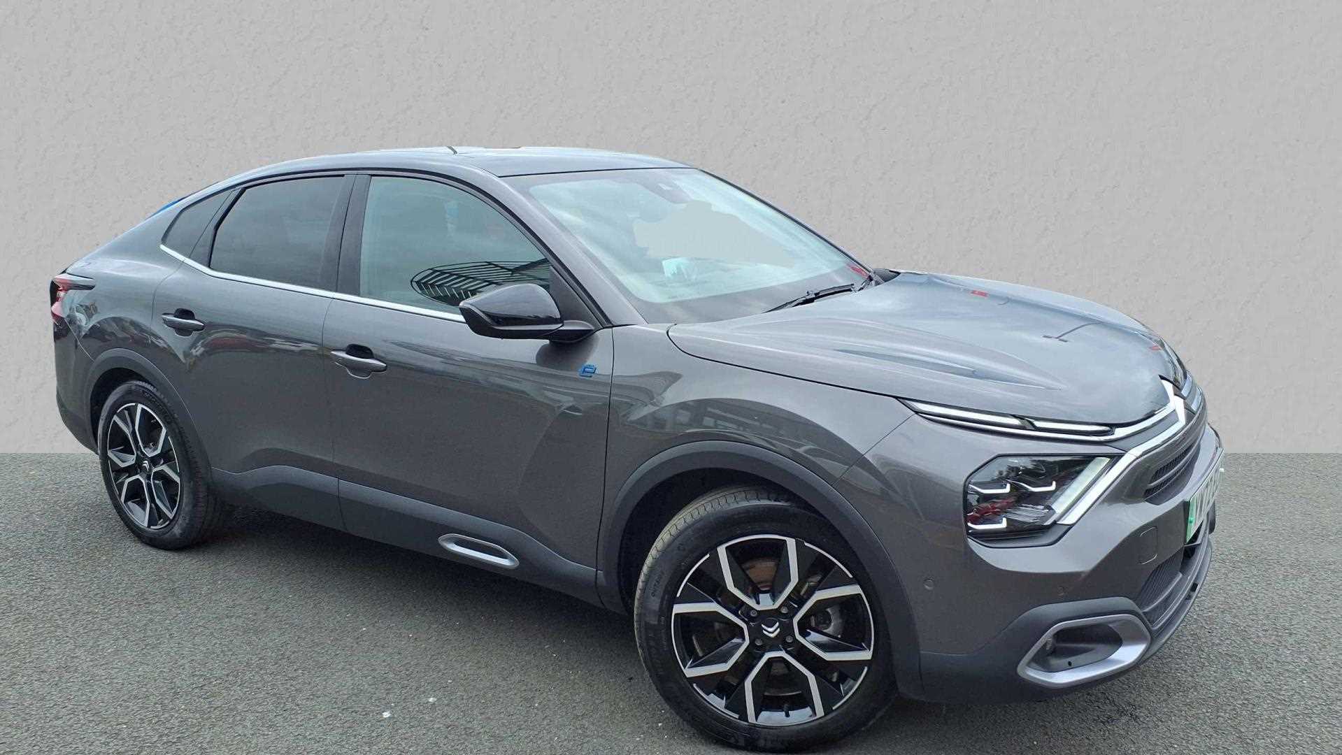Main listing image - Citroen C4 X