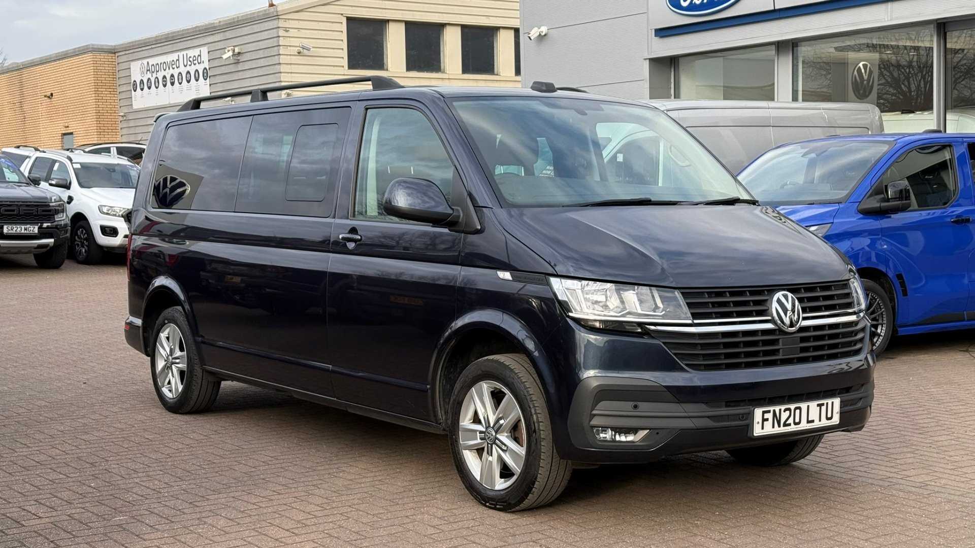 Main listing image - Volkswagen Transporter