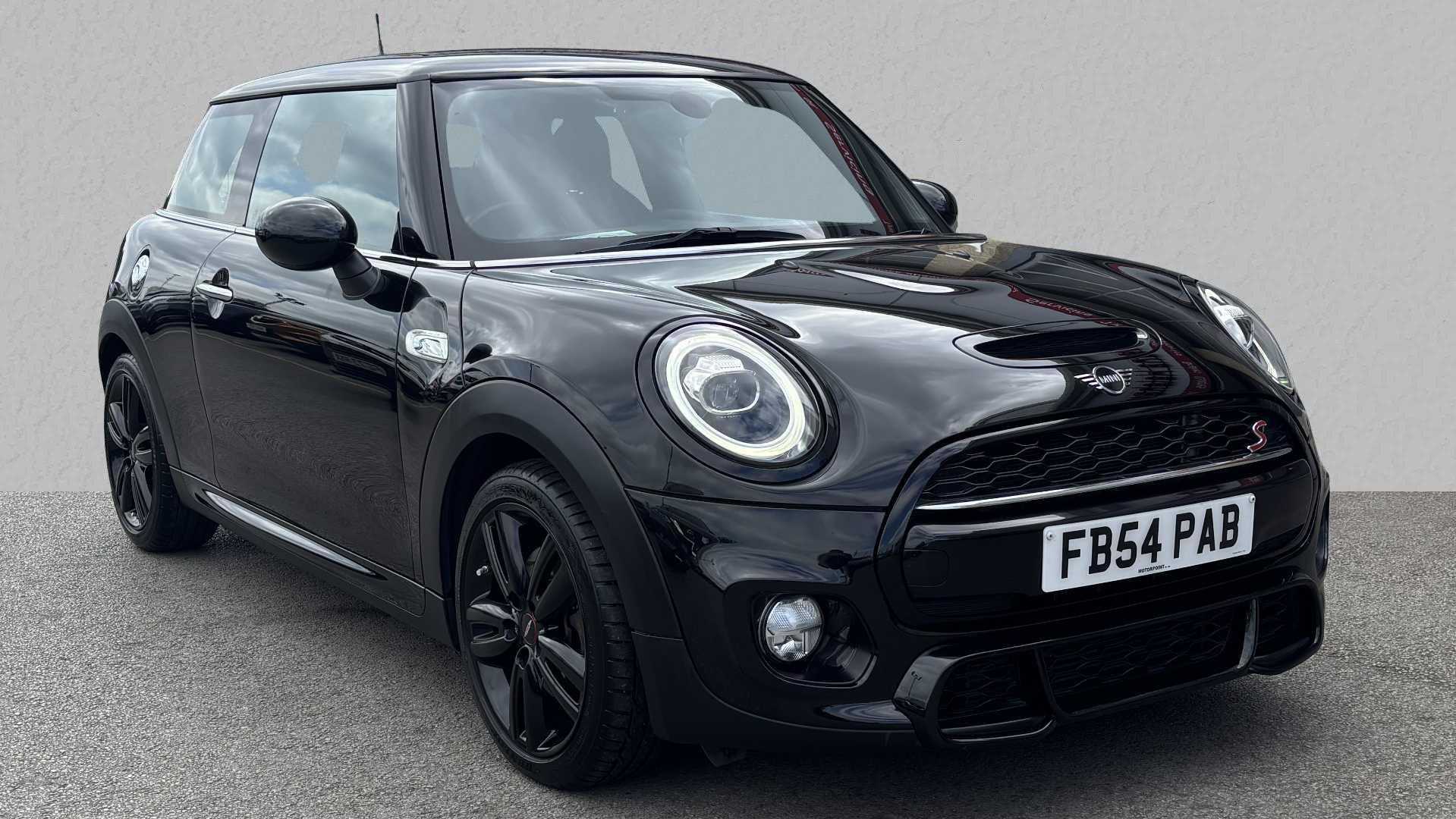 Main listing image - MINI Hatchback