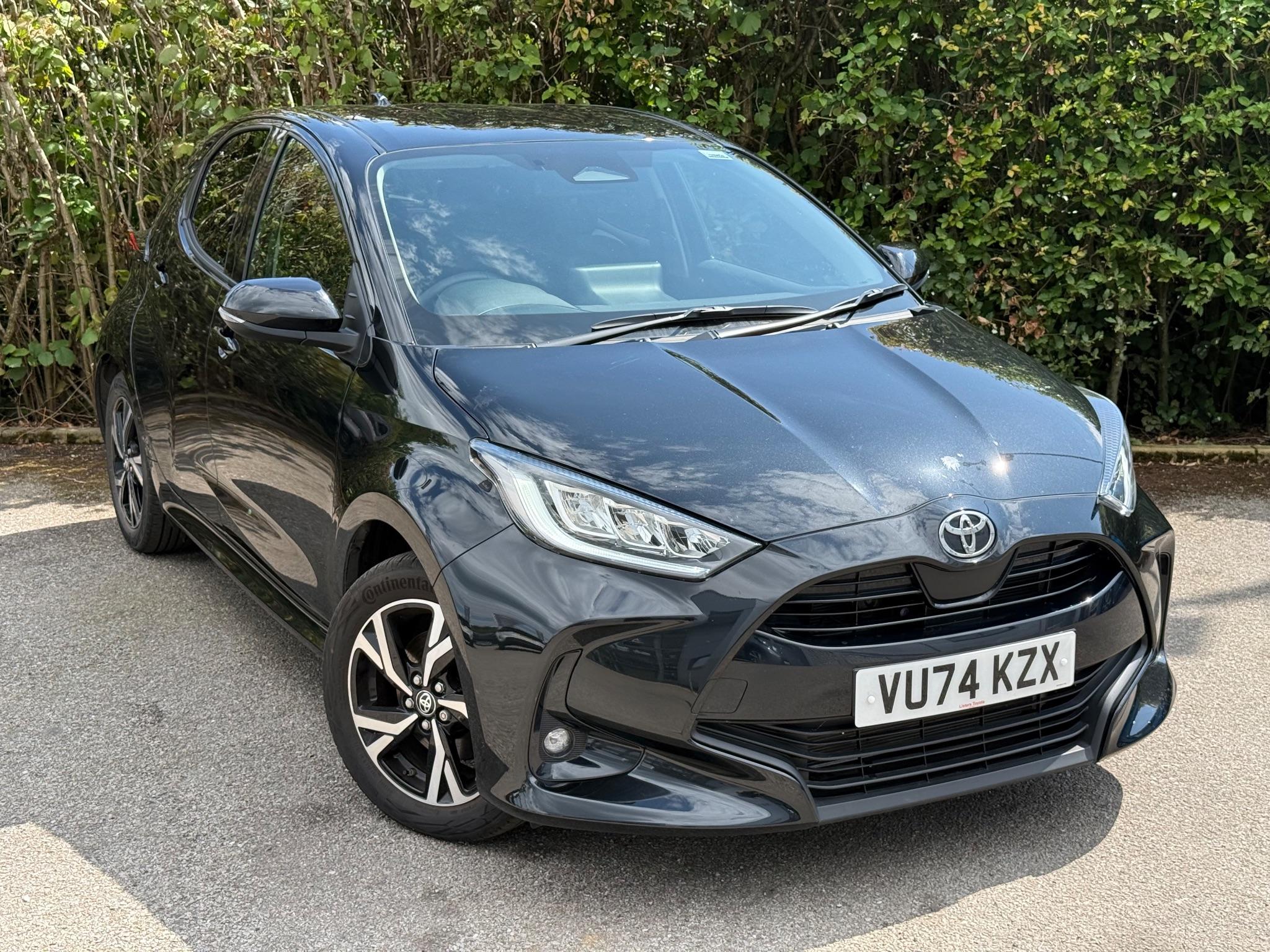 Main listing image - Toyota Yaris