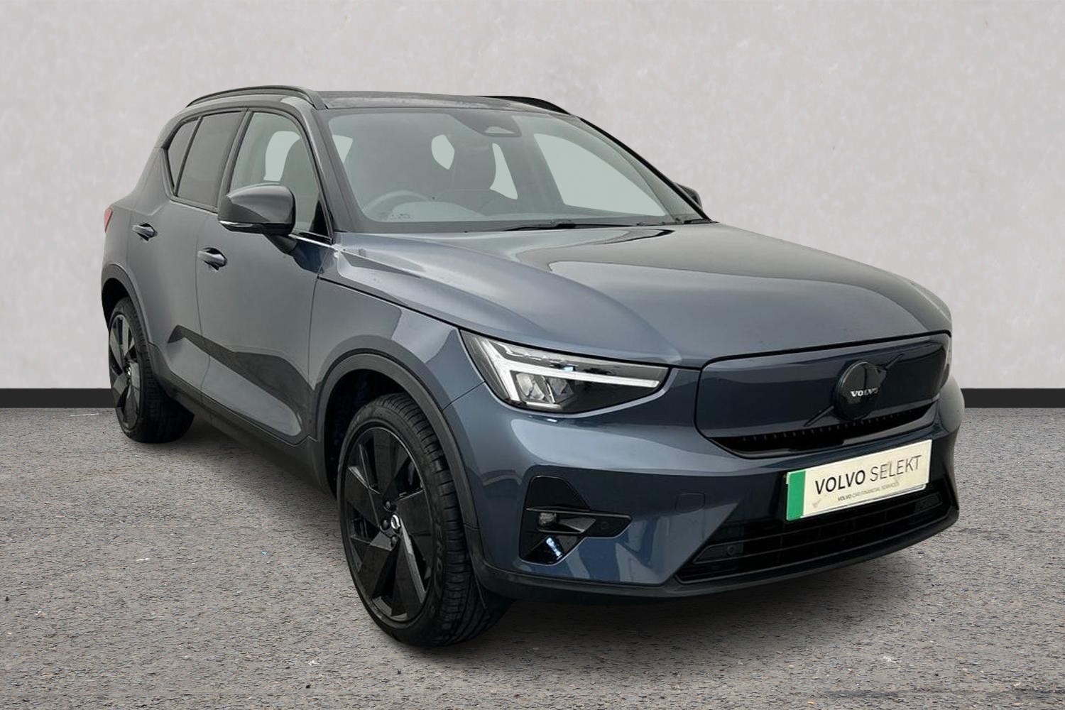 Main listing image - Volvo Ex40