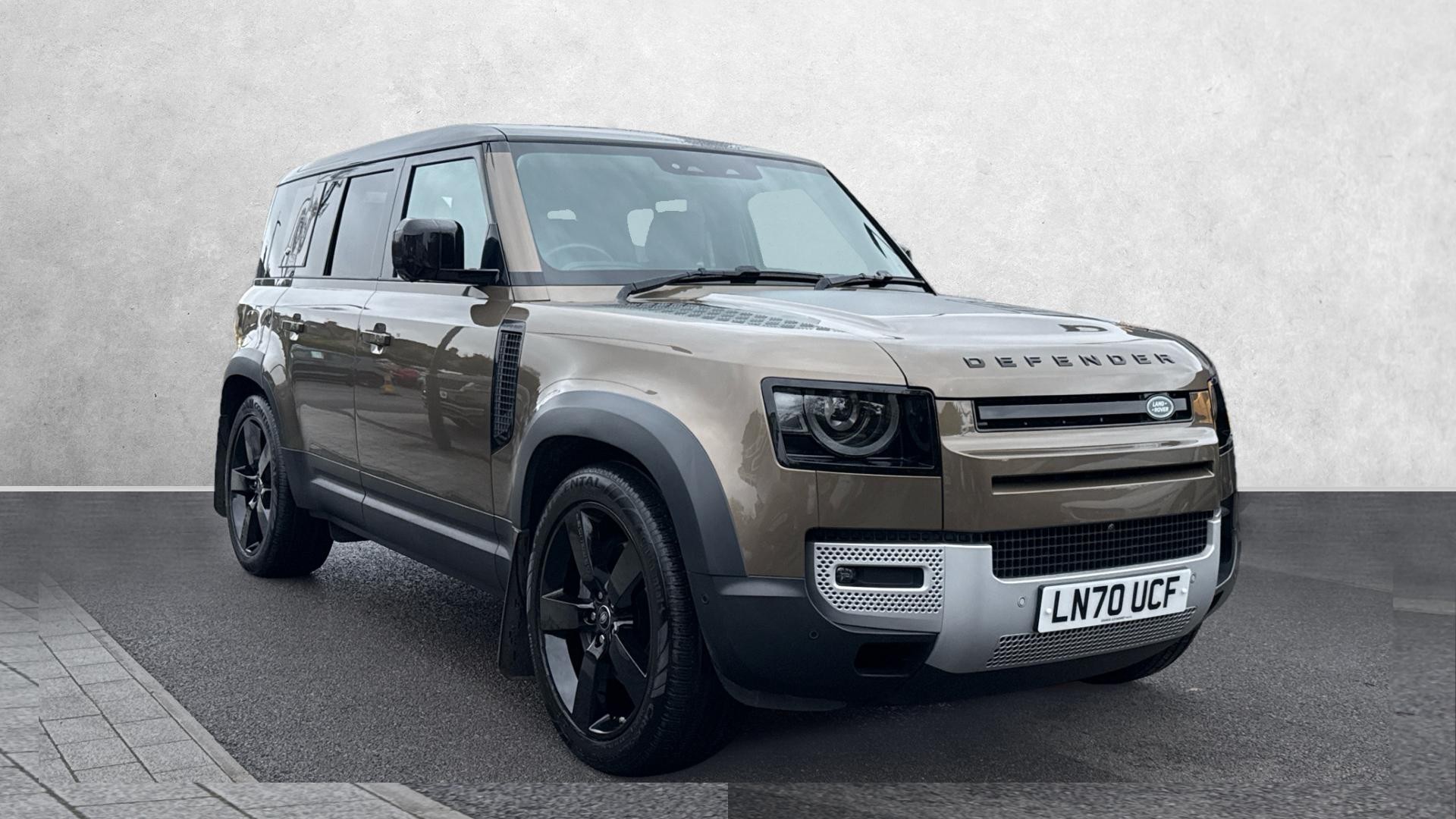 Main listing image - Land Rover Defender