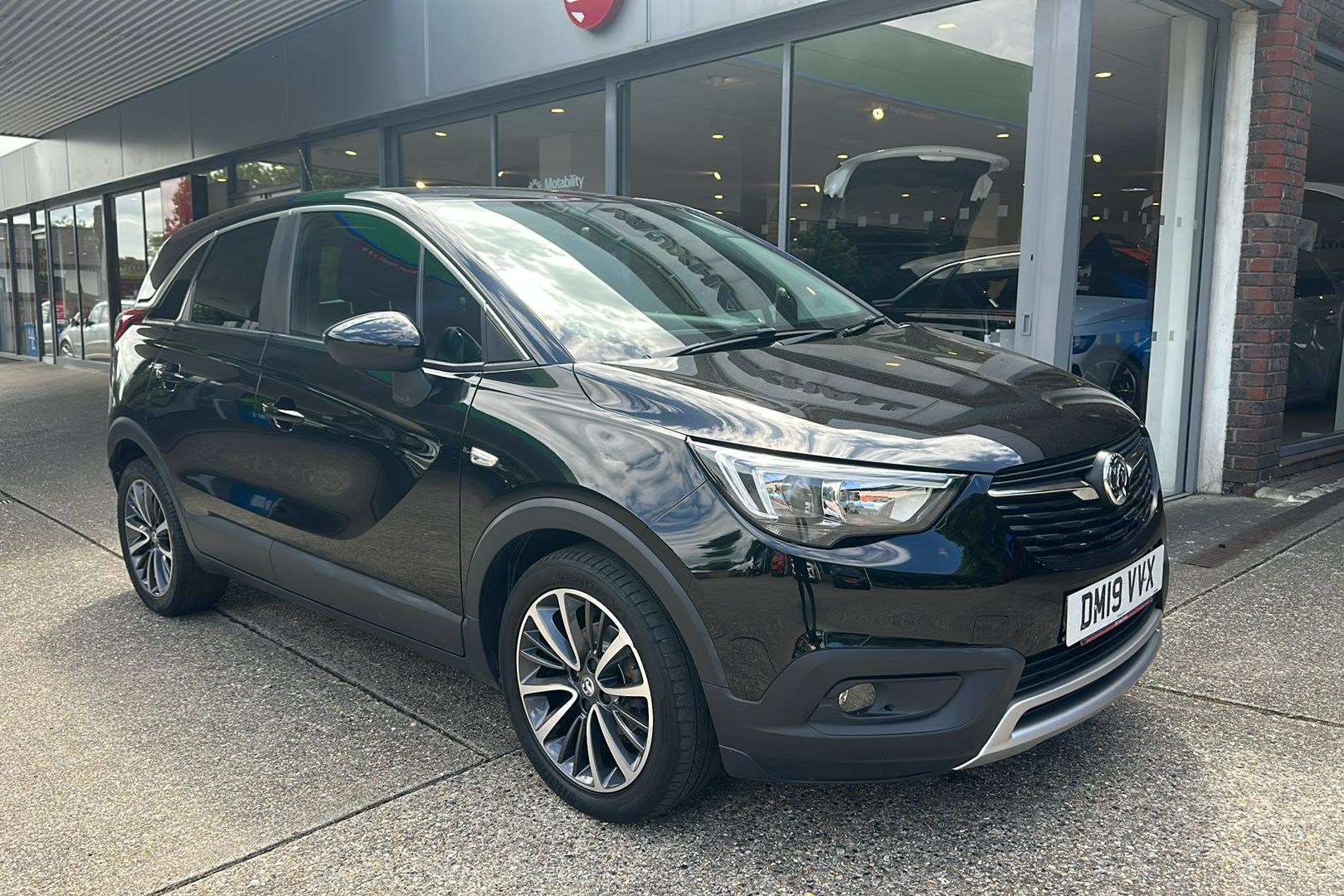 Main listing image - Vauxhall Crossland X