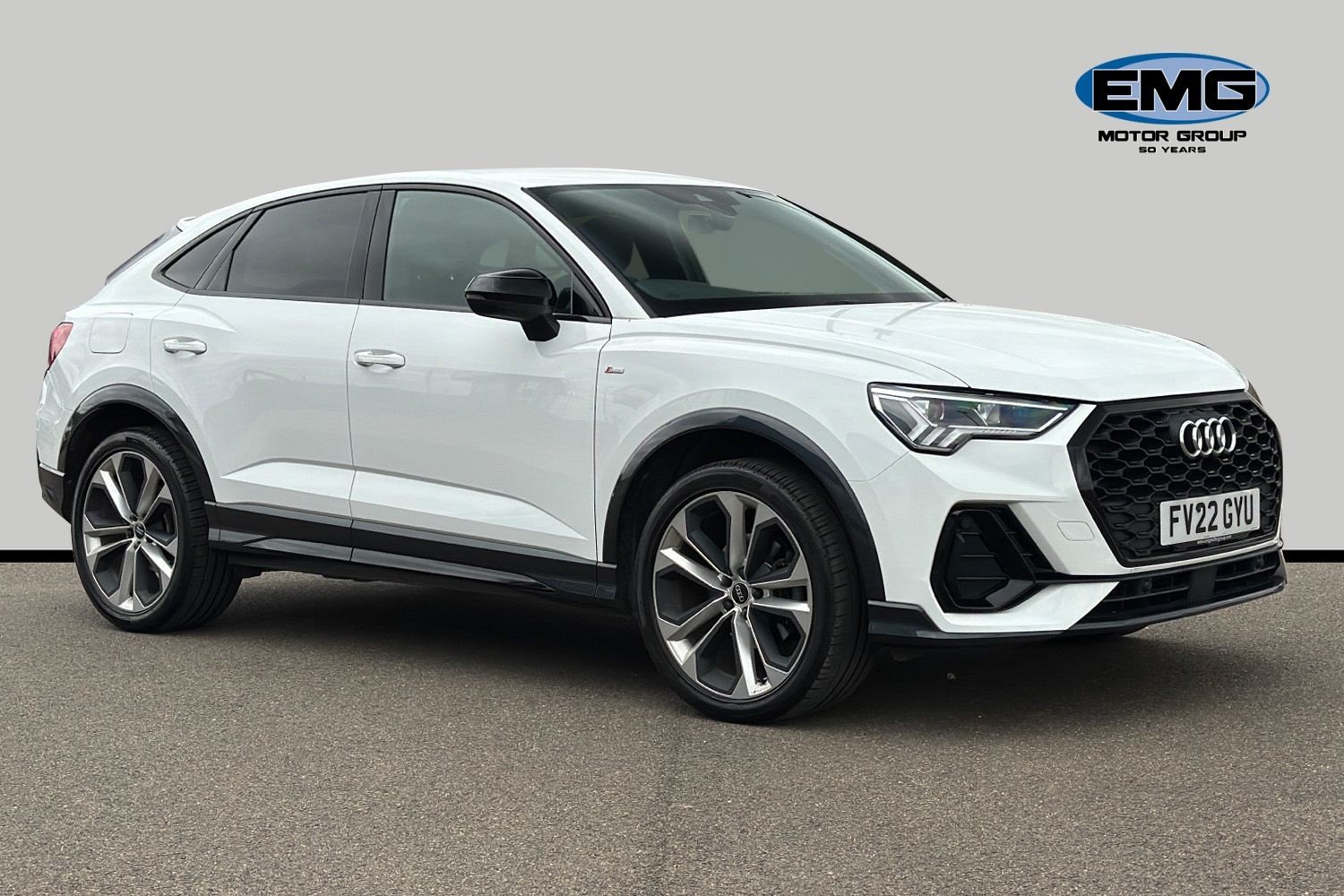 Main listing image - Audi Q3