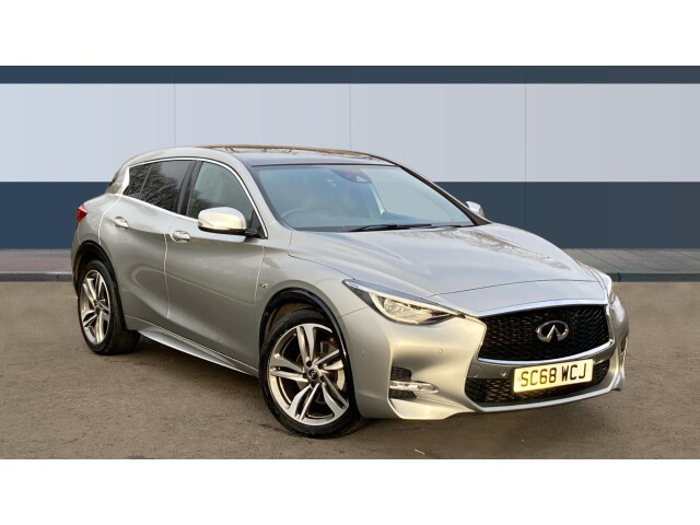 Main listing image - Infiniti Q30