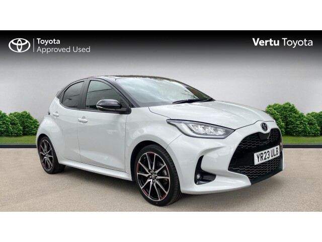 Main listing image - Toyota Yaris