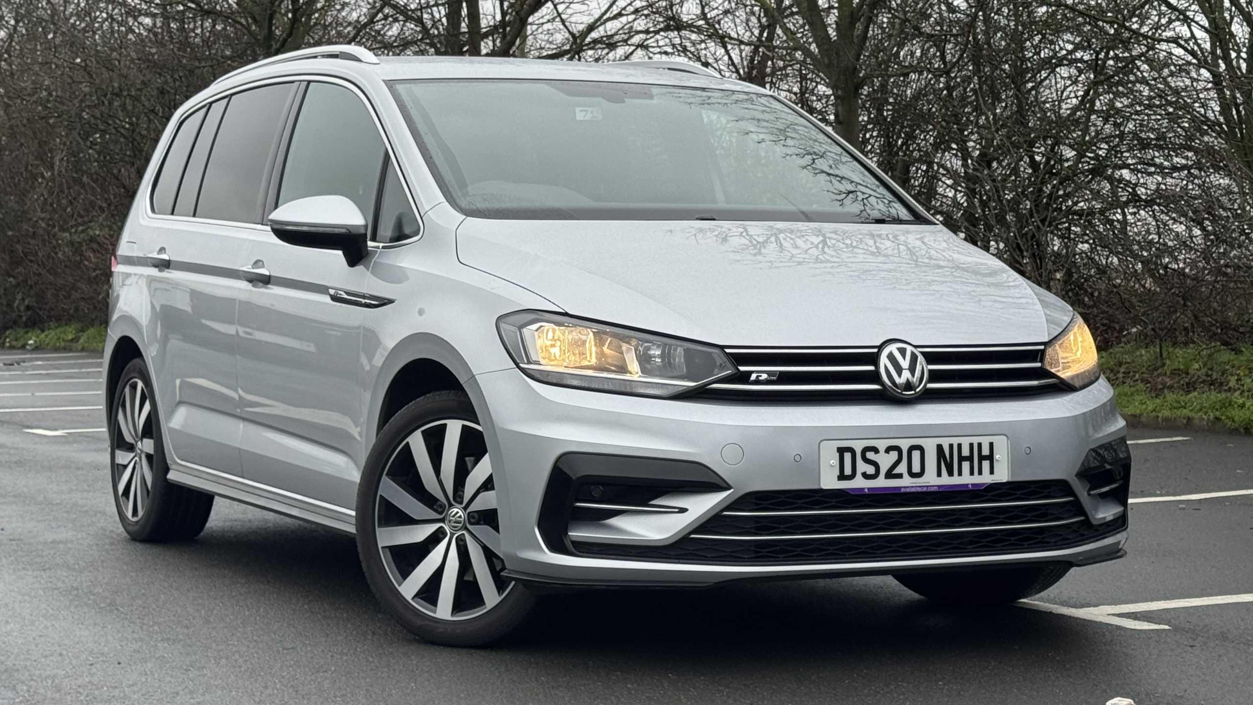 Main listing image - Volkswagen Touran