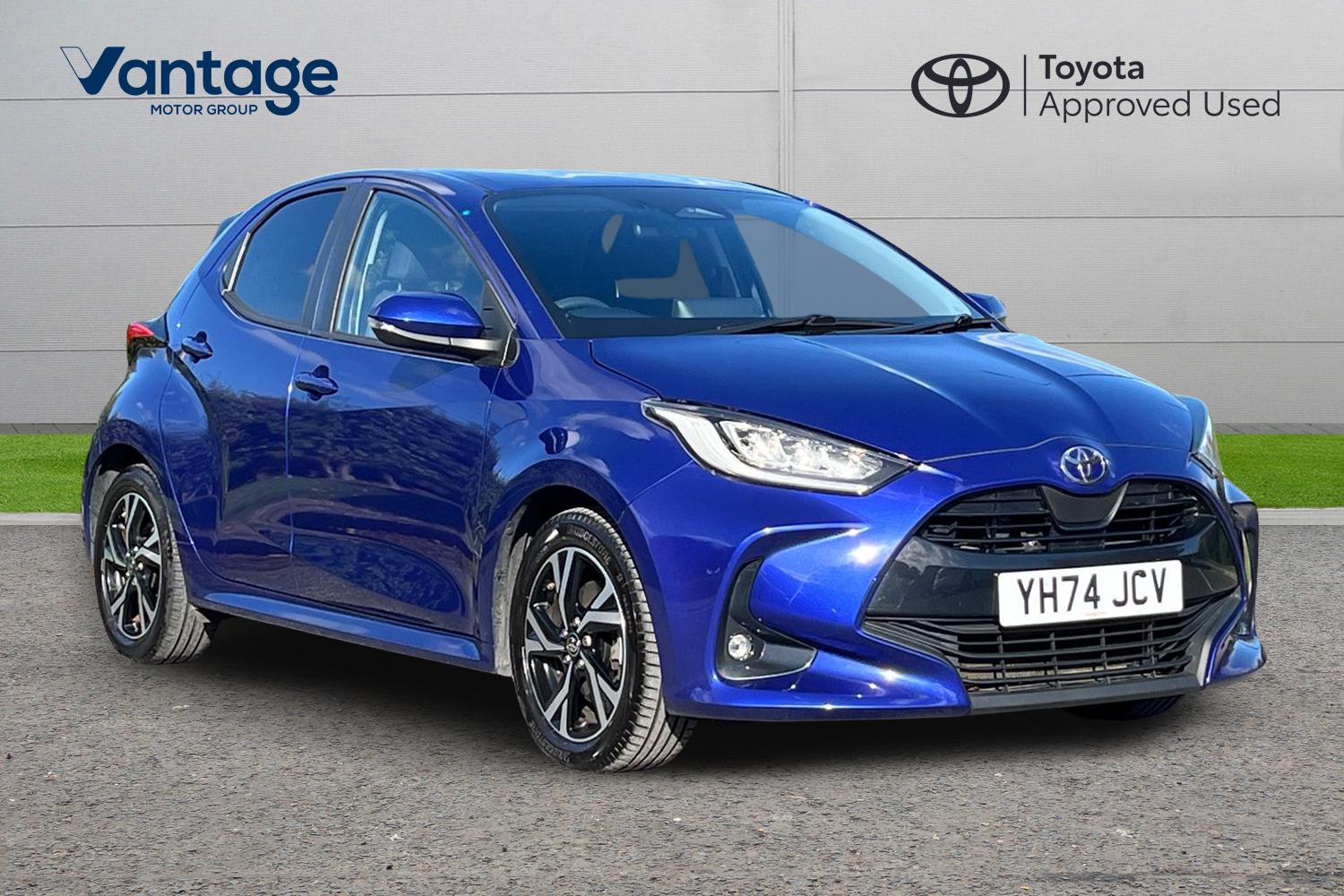 Main listing image - Toyota Yaris