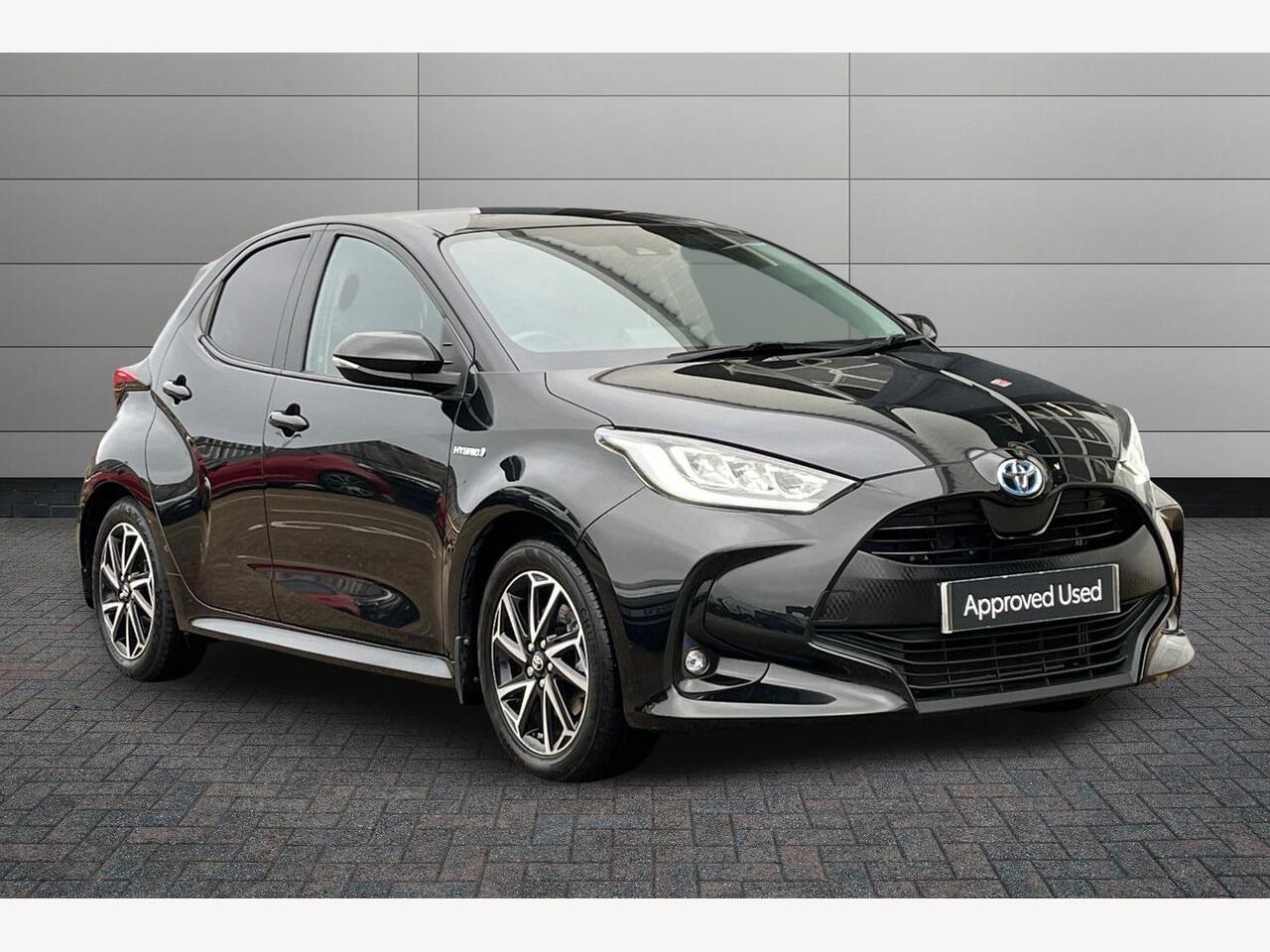 Main listing image - Toyota Yaris