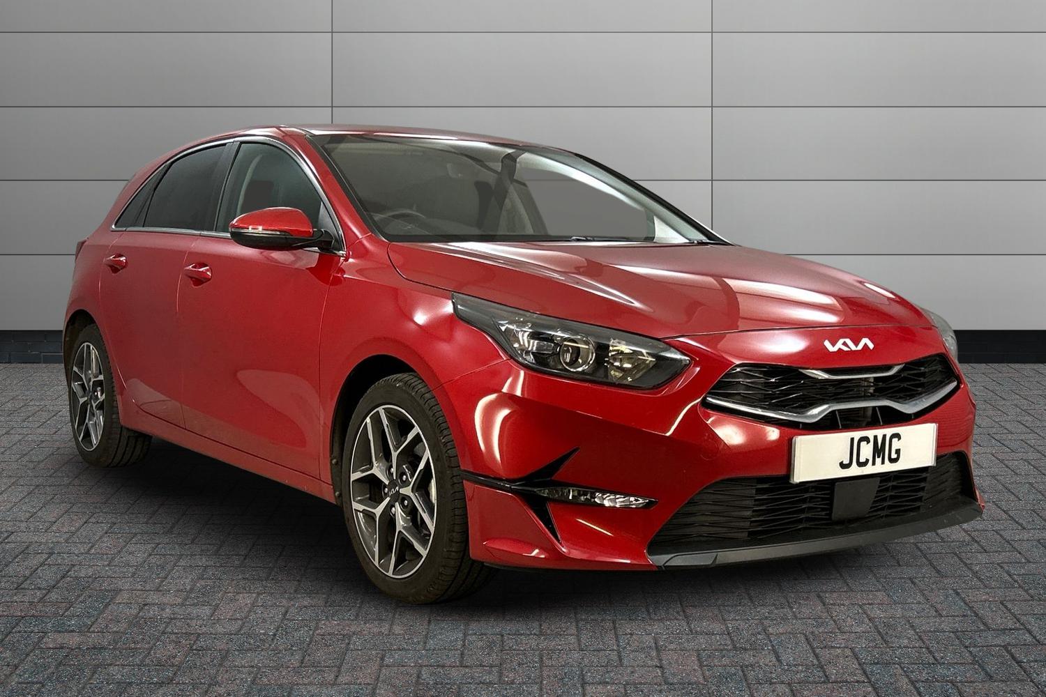 Main listing image - Kia Ceed