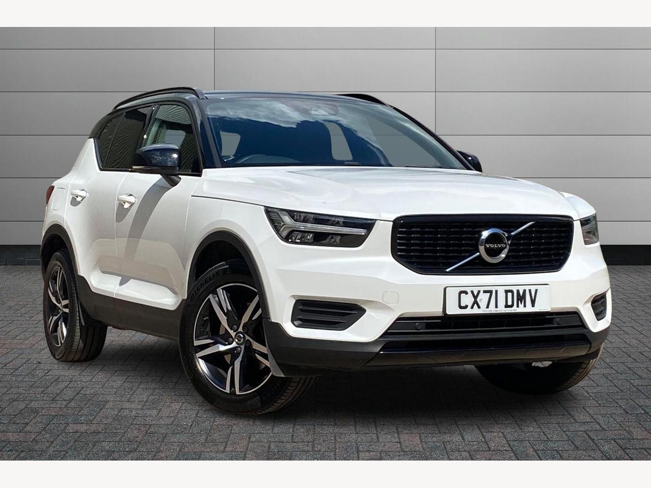Main listing image - Volvo XC40