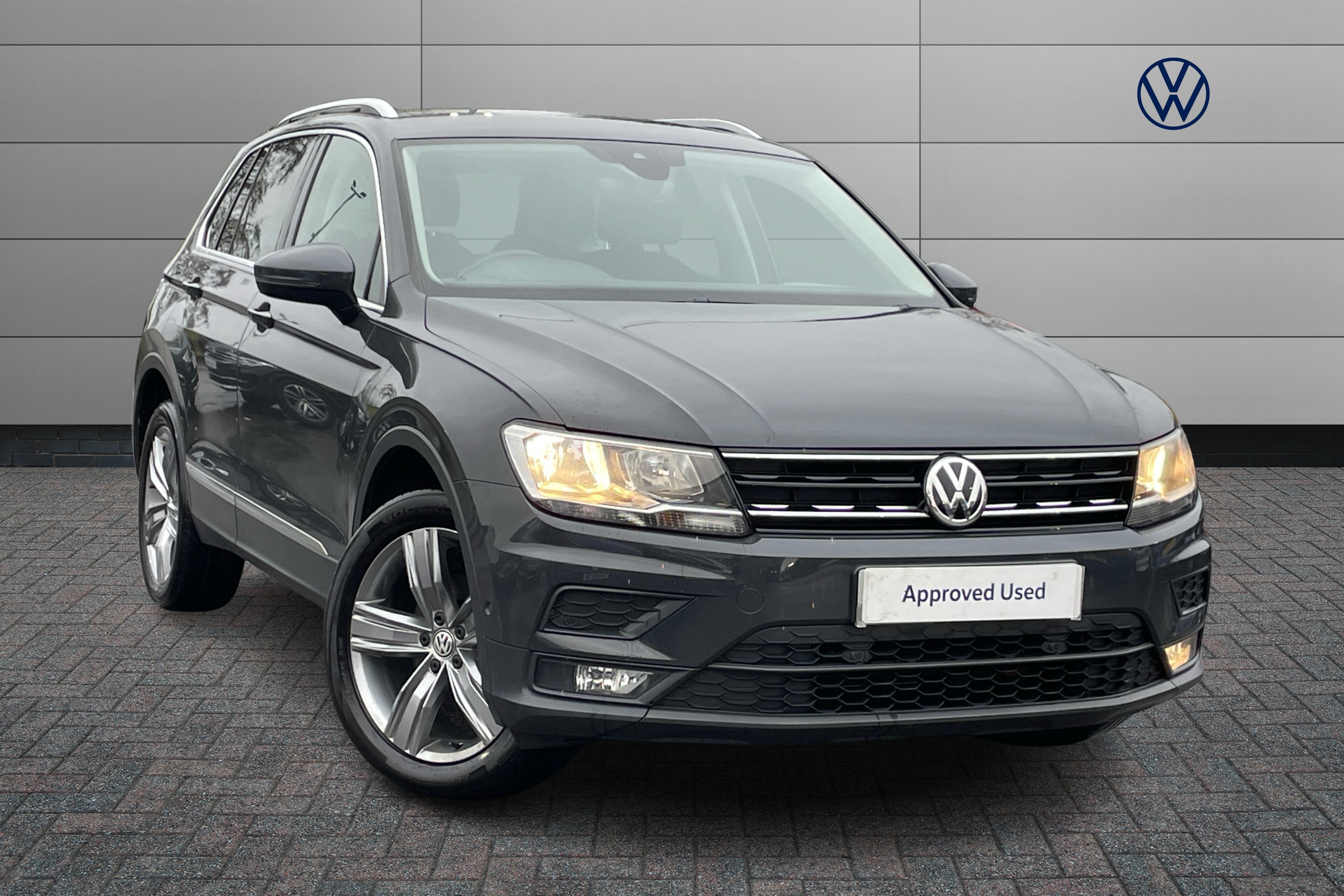 Main listing image - Volkswagen Tiguan