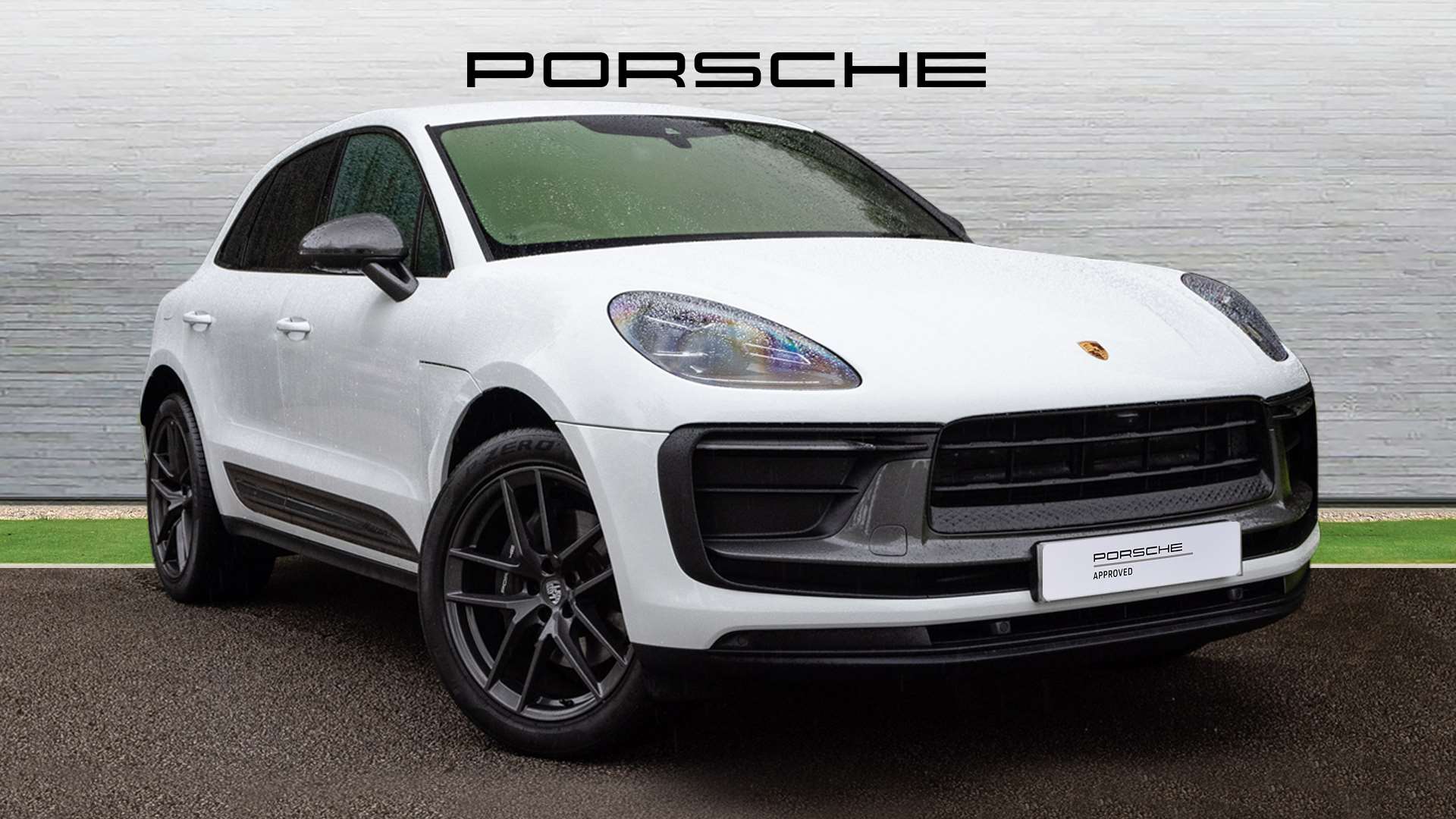 Main listing image - Porsche Macan