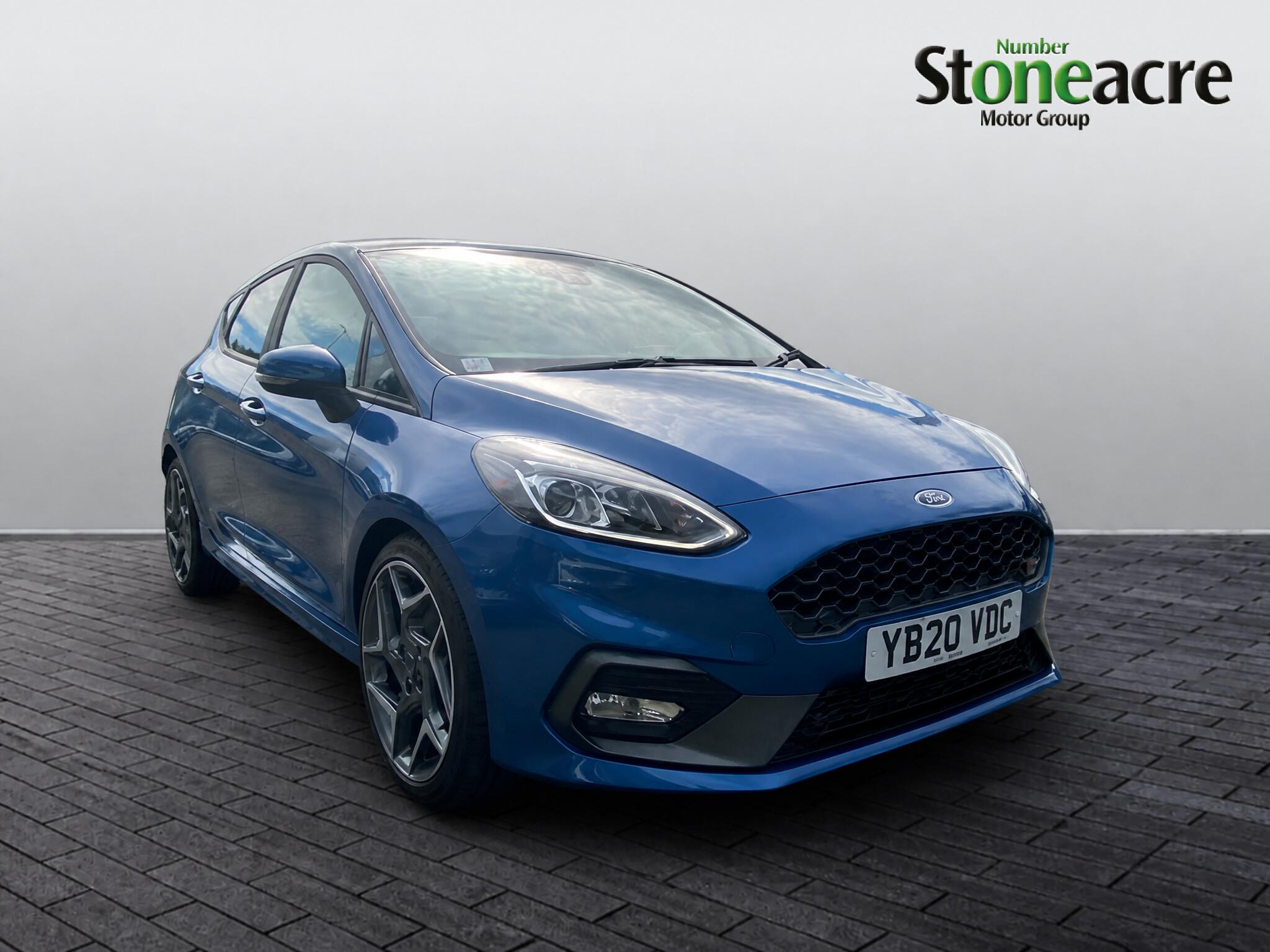Main listing image - Ford Fiesta