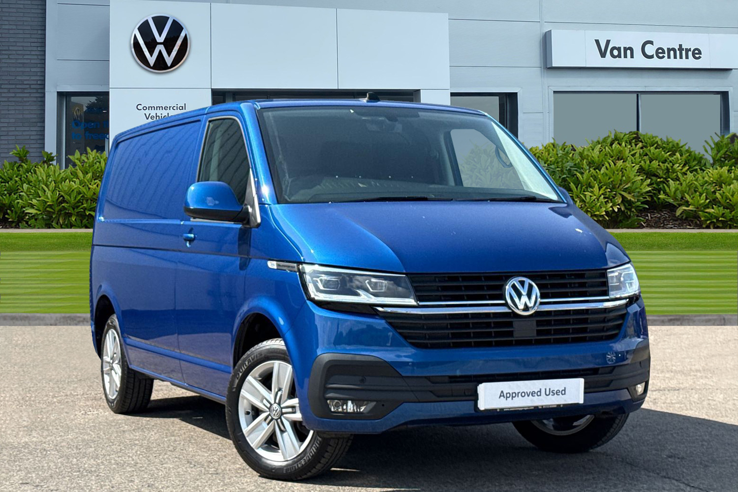 Main listing image - Volkswagen Transporter