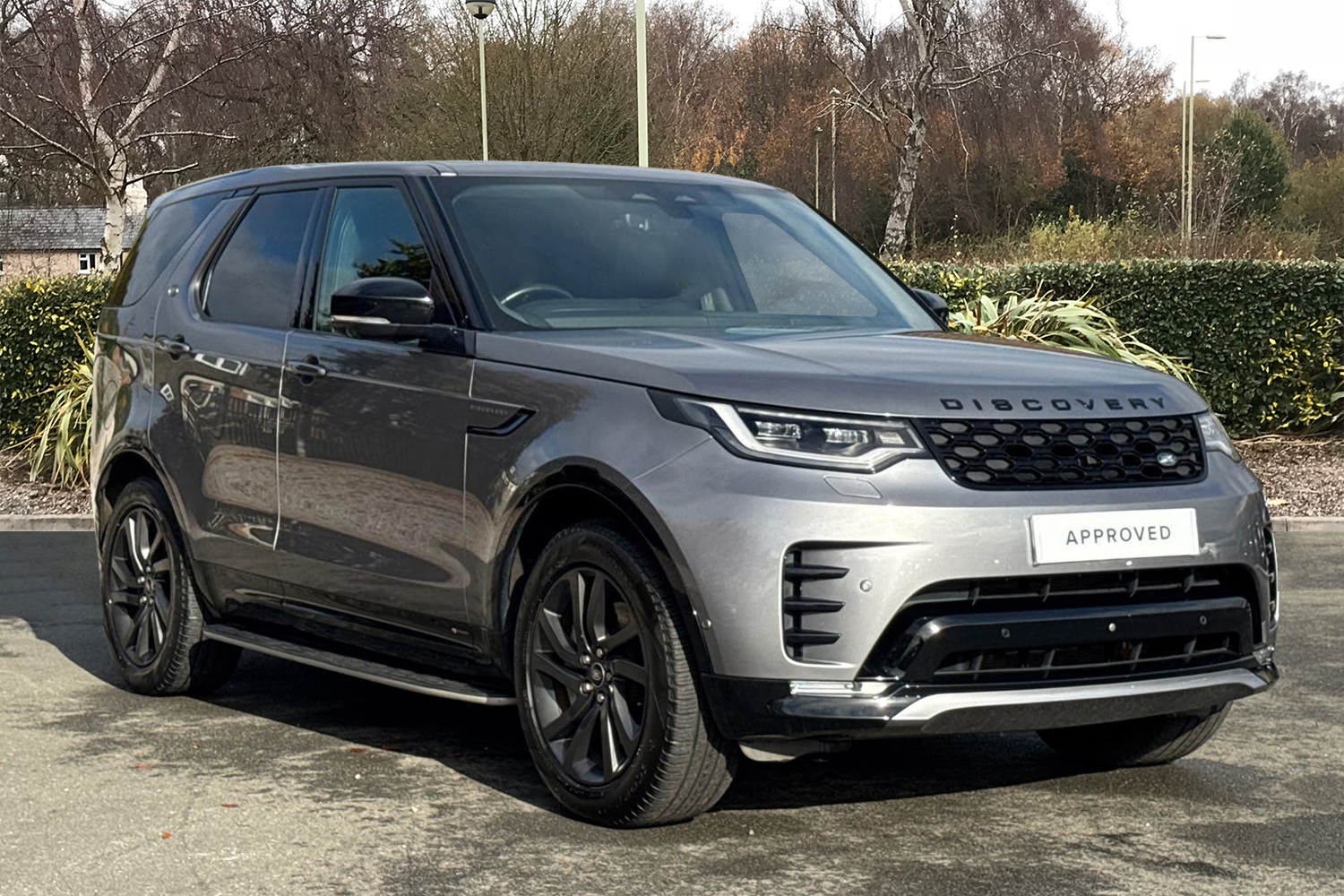 Main listing image - Land Rover Discovery