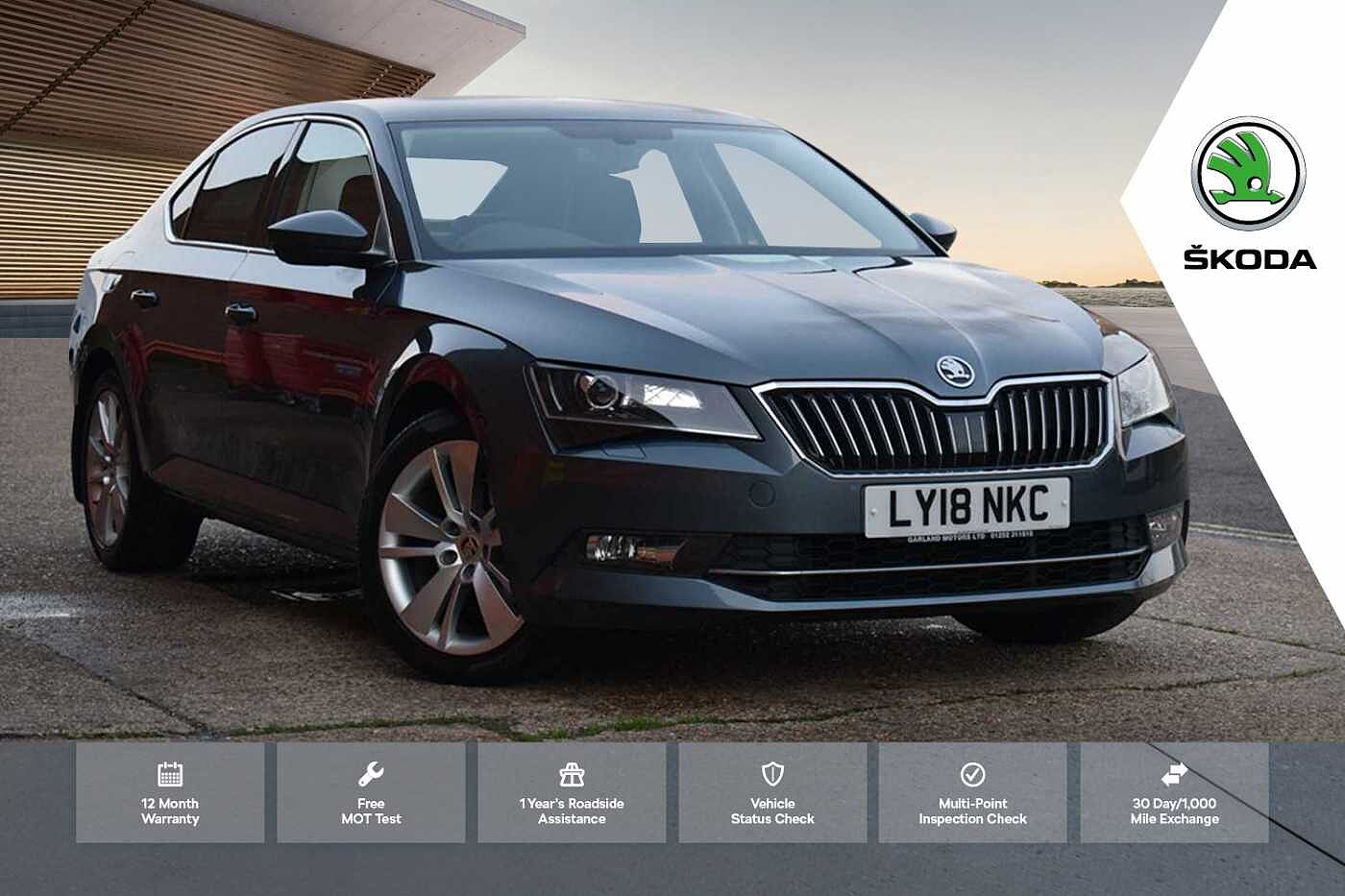 Main listing image - Skoda Superb
