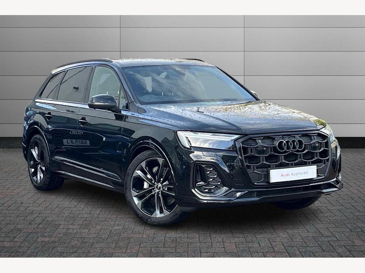 Main listing image - Audi Q7