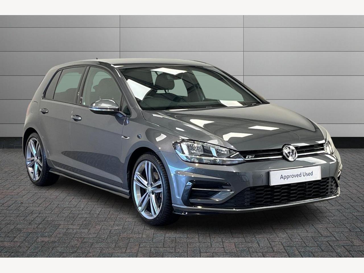 Main listing image - Volkswagen Golf
