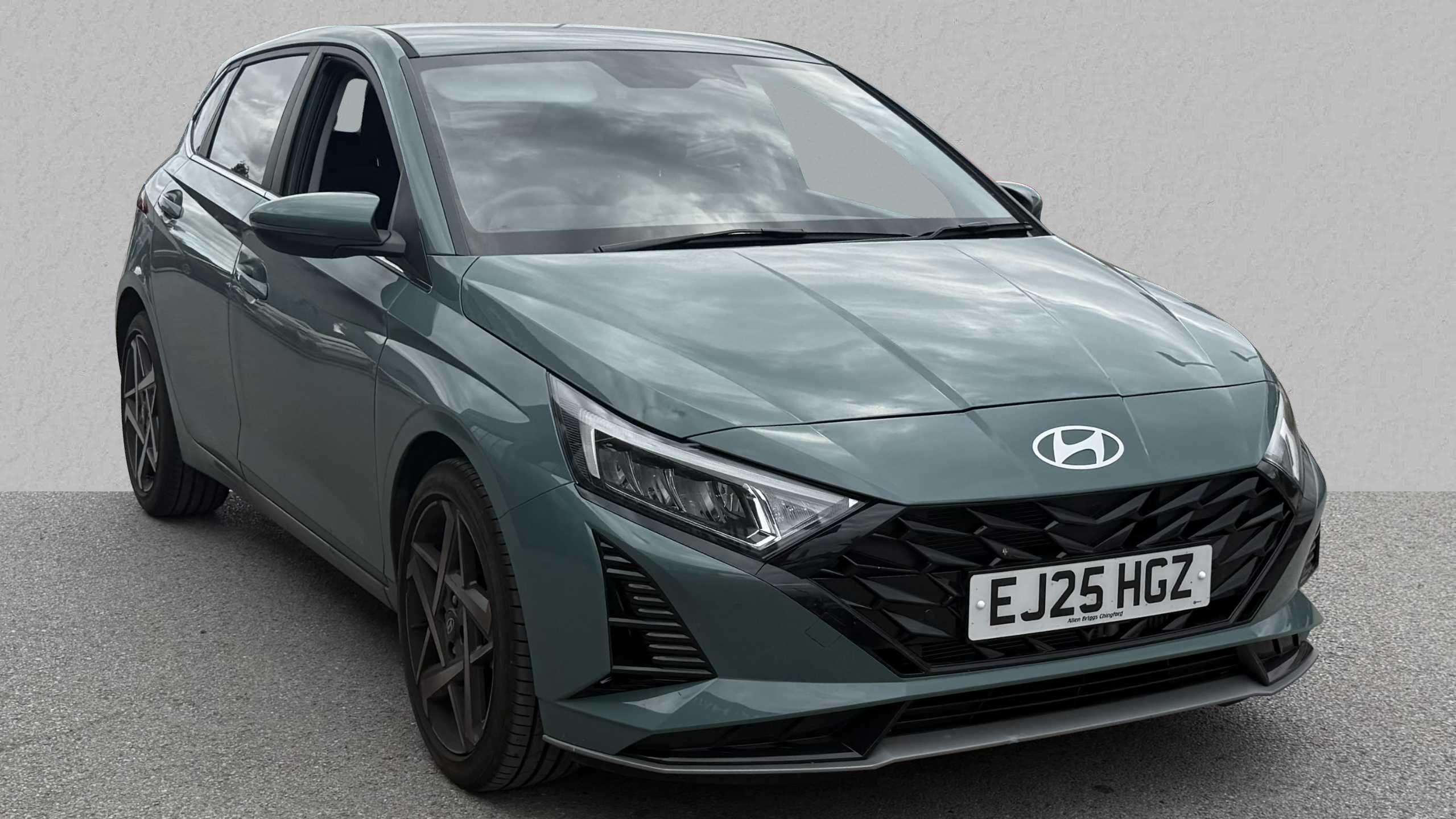 Main listing image - Hyundai i20