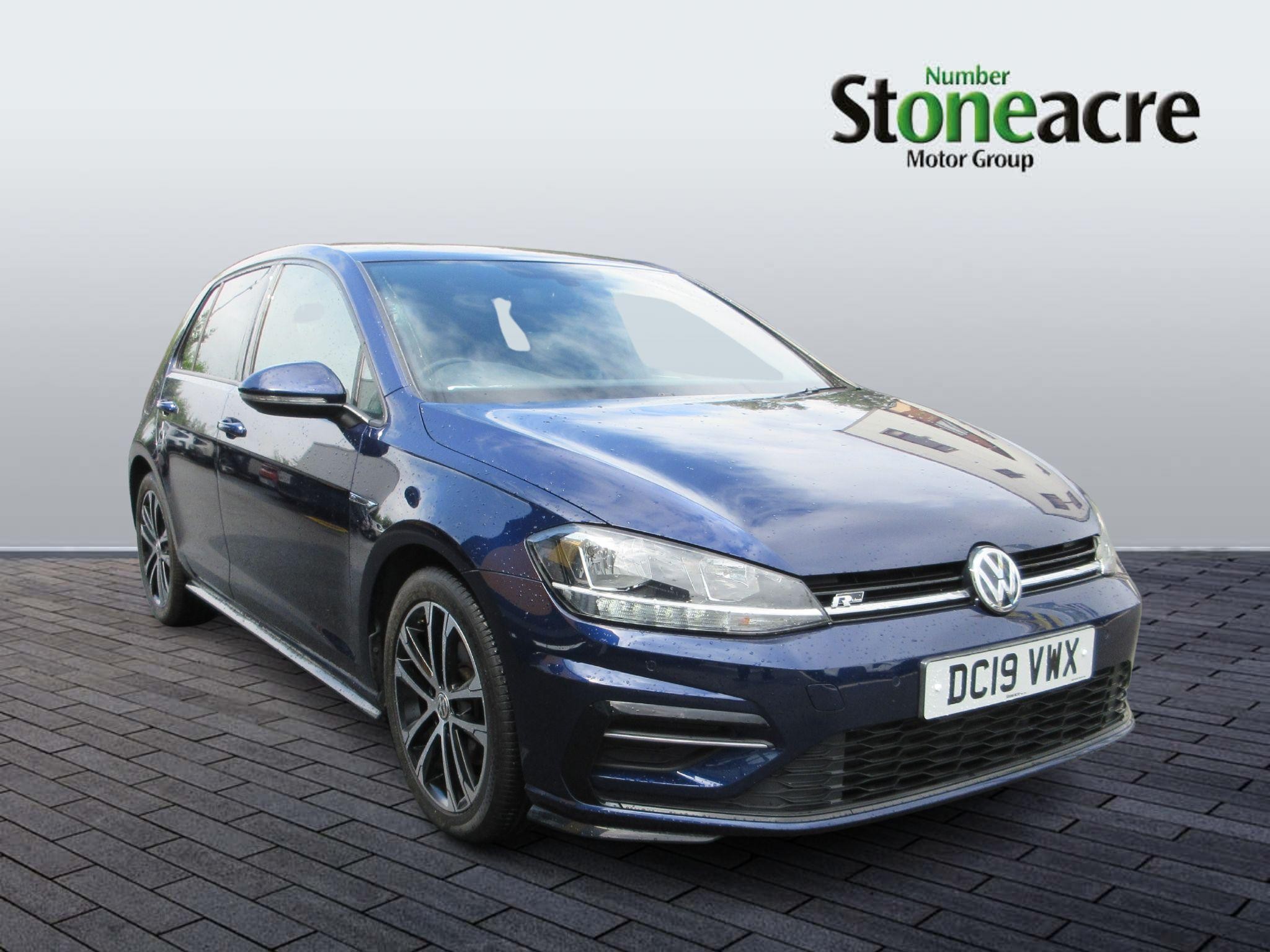 Main listing image - Volkswagen Golf