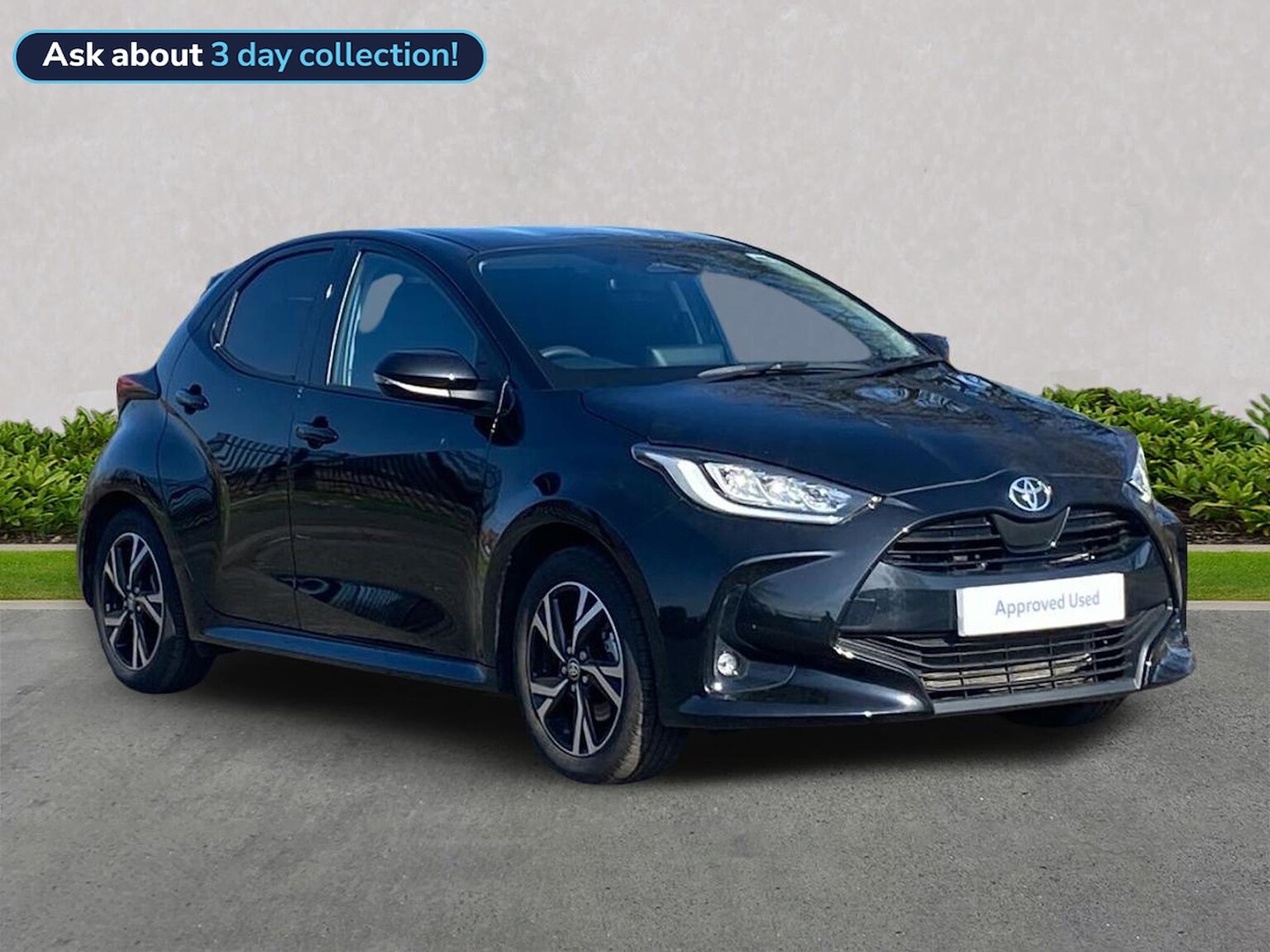 Main listing image - Toyota Yaris