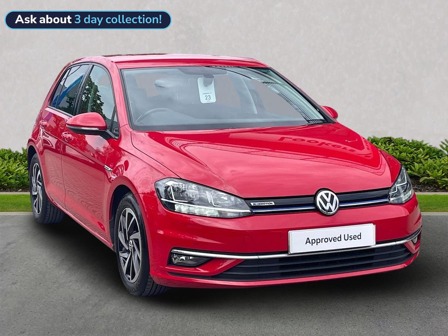 Main listing image - Volkswagen Golf