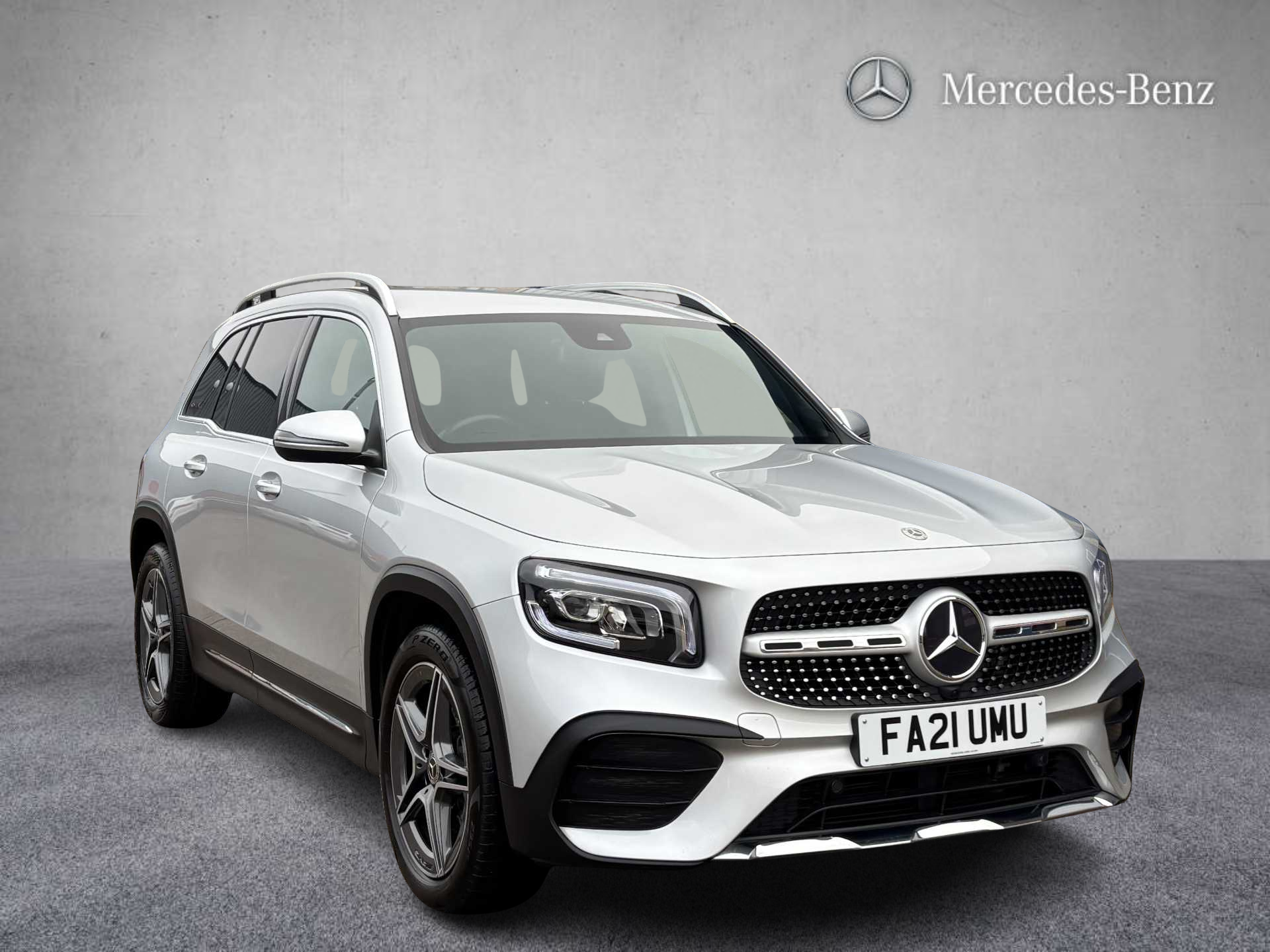 Main listing image - Mercedes-Benz GLB