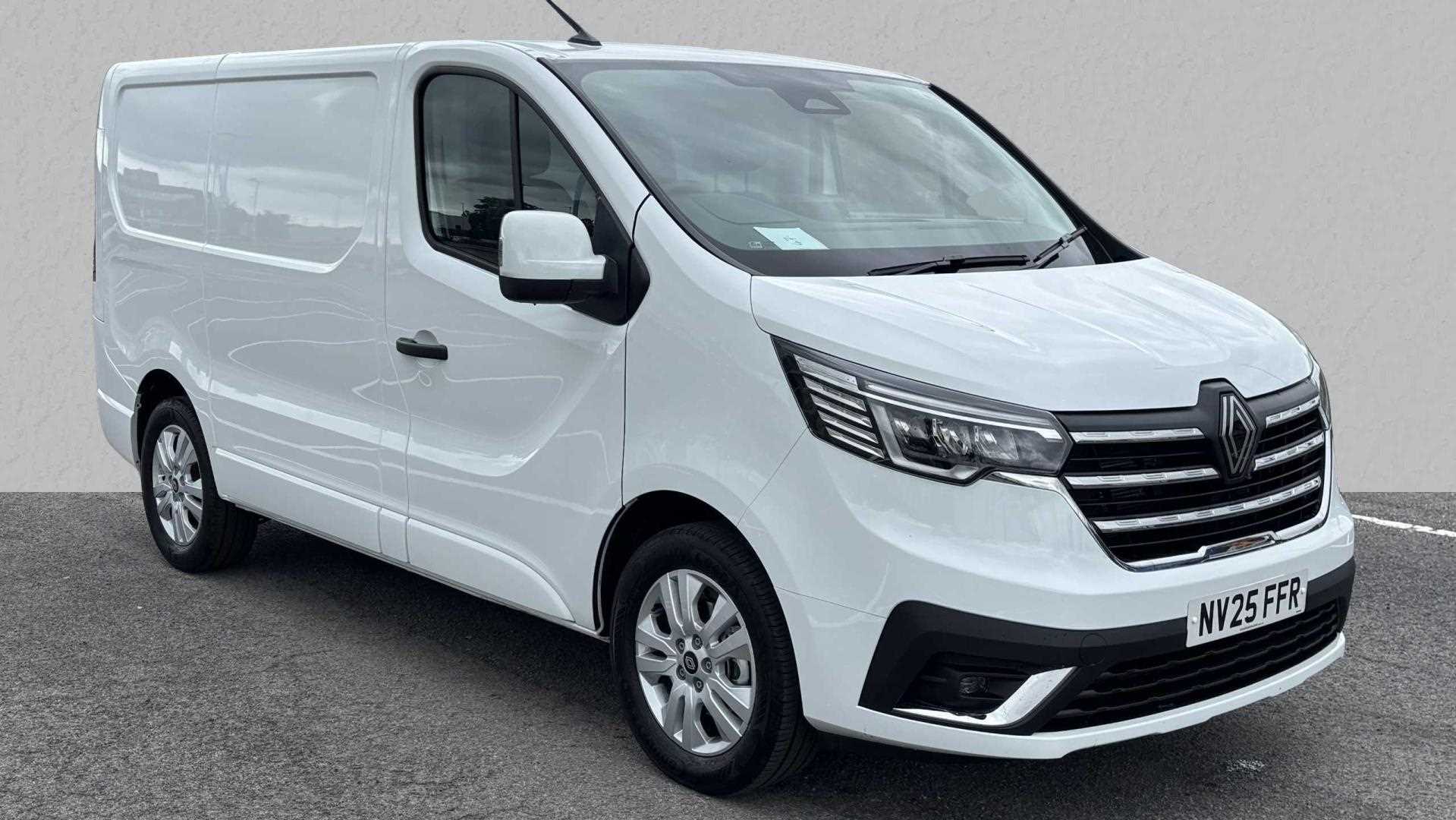 Main listing image - Renault Trafic