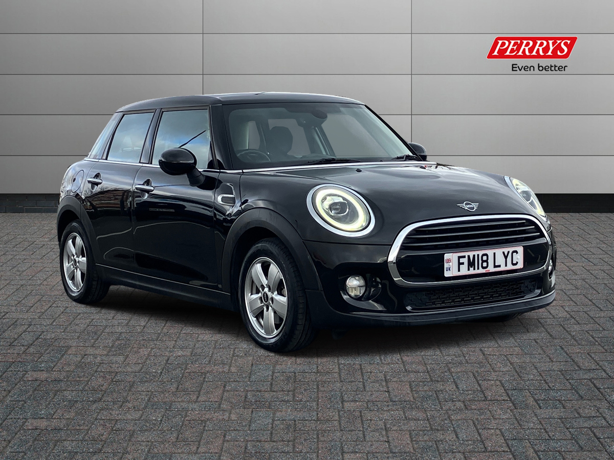 Main listing image - MINI Hatchback 5dr