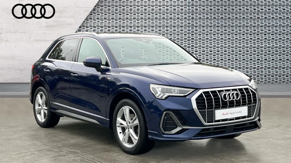 Main listing image - Audi Q3