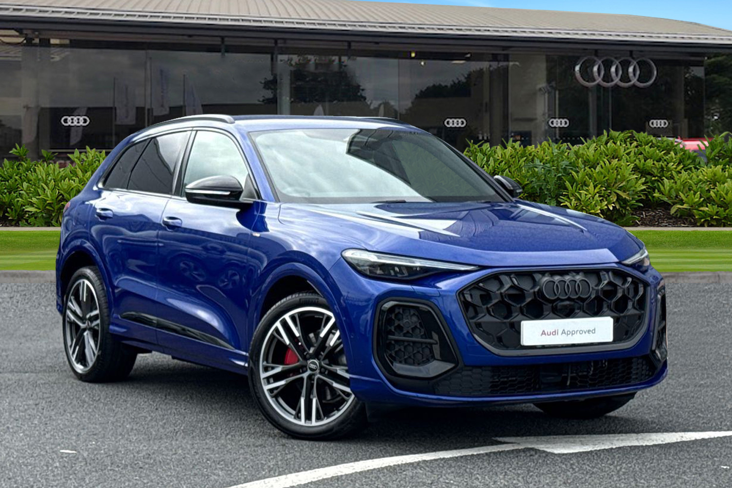 Main listing image - Audi Q5