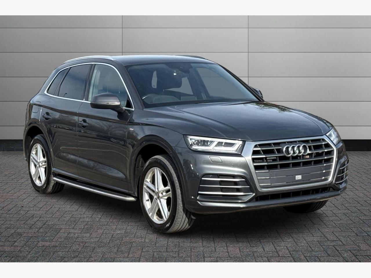 Main listing image - Audi Q5