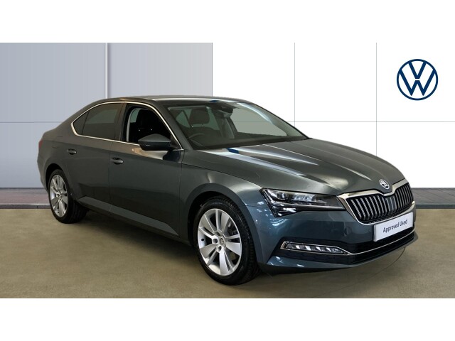 Main listing image - Skoda Superb