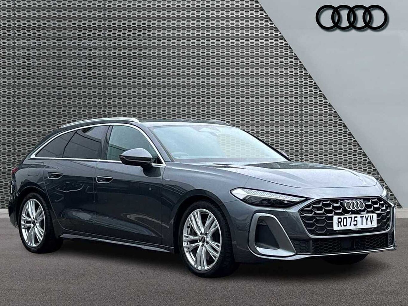 Main listing image - Audi A5