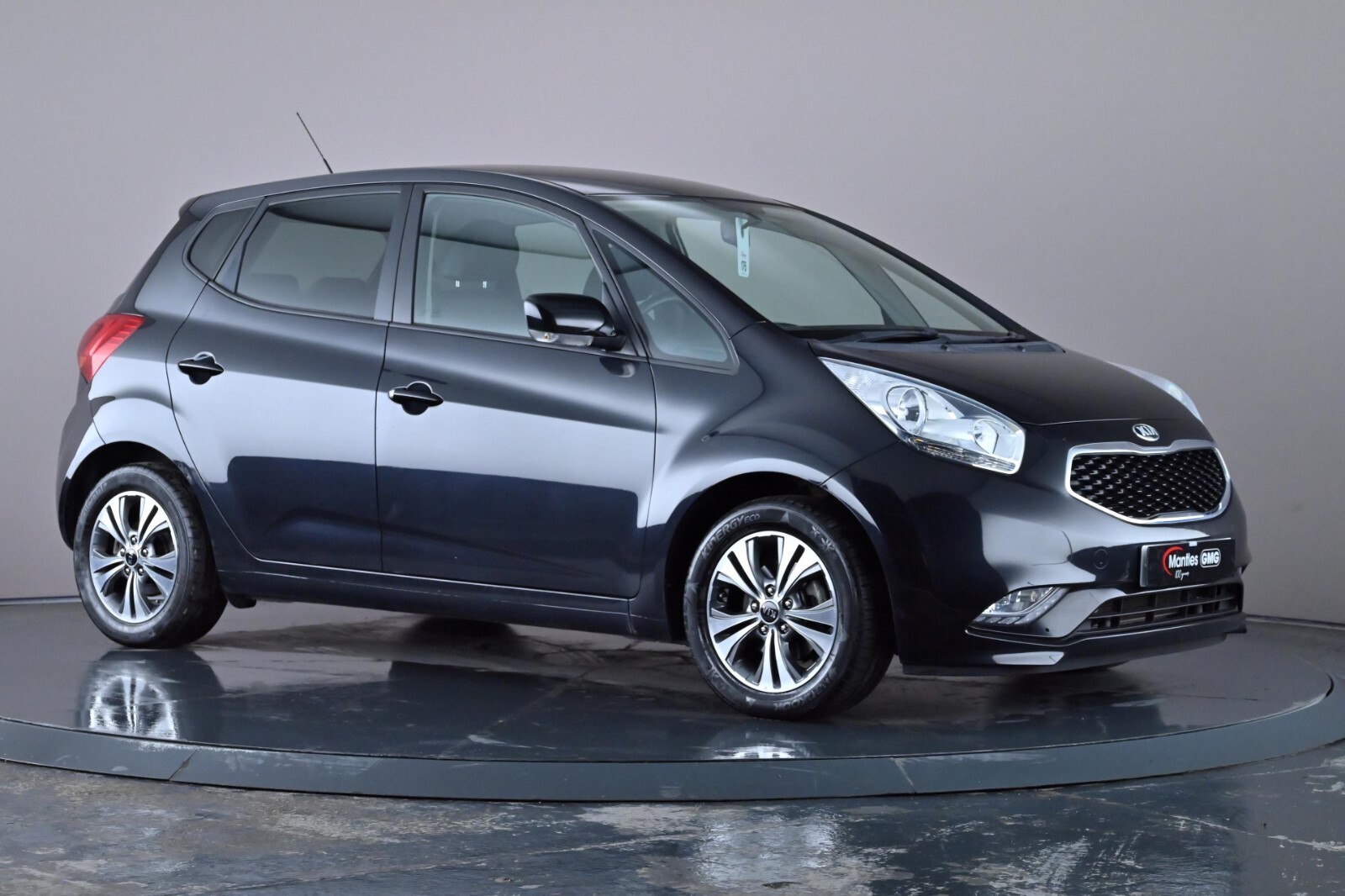 Main listing image - Kia Venga