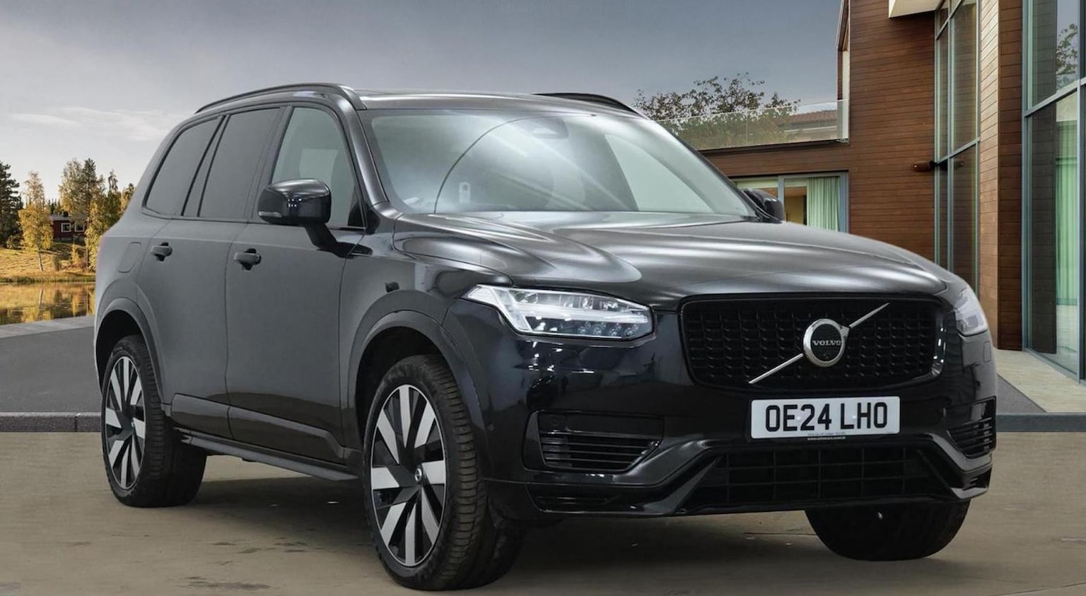 Main listing image - Volvo XC90