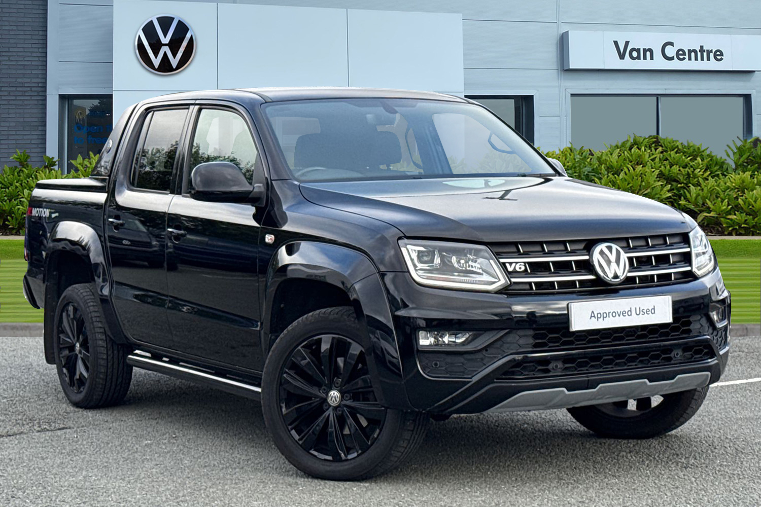 Main listing image - Volkswagen Amarok