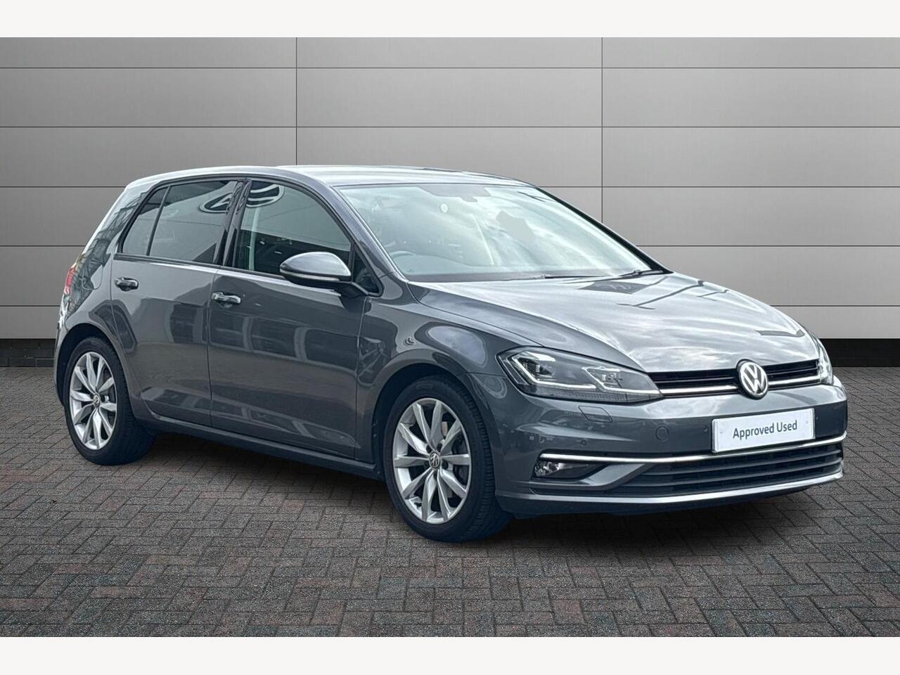 Main listing image - Volkswagen Golf