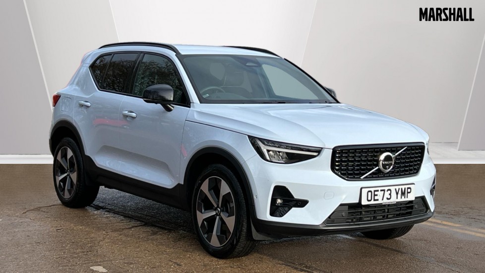 Main listing image - Volvo XC40