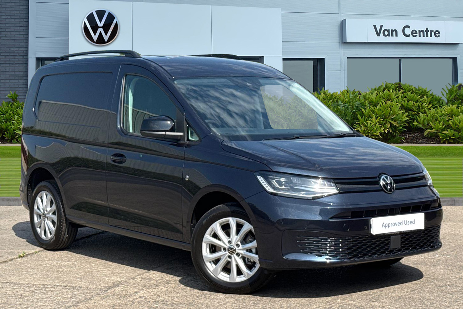 Main listing image - Volkswagen Caddy