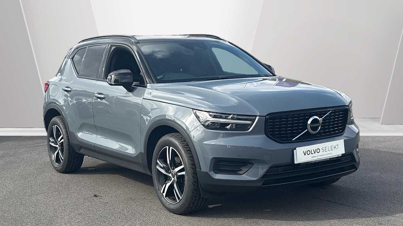 Main listing image - Volvo XC40